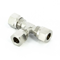 Tee for hydraulic hose